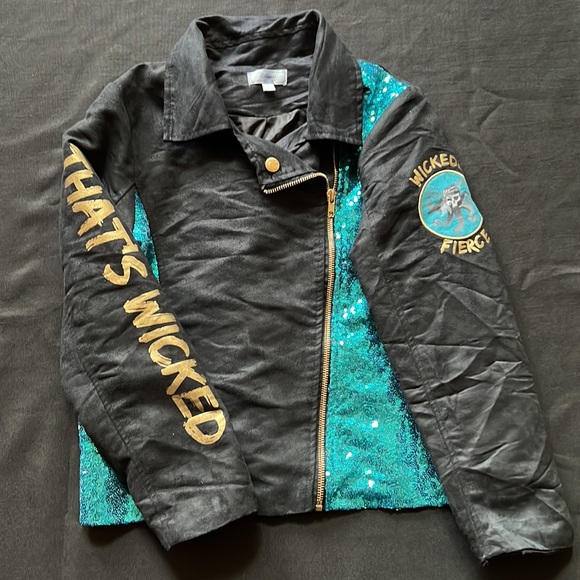 Girls Lot Size 10-12 - Picture 3 of 3